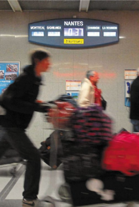 Aéroport de Nantes: Chantier en plein brouillard